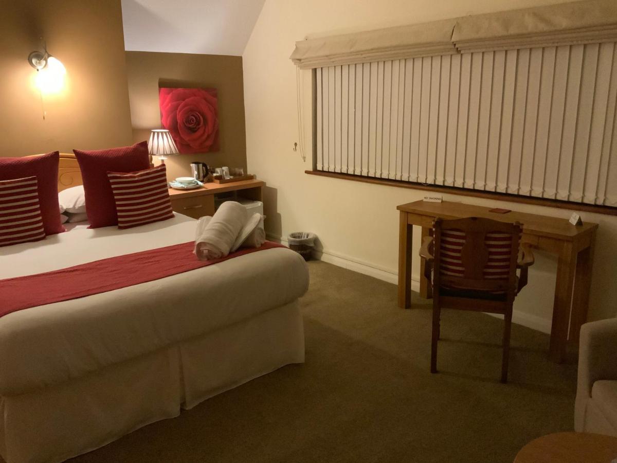 The Bridge Guest House Coltishall Eksteriør bilde